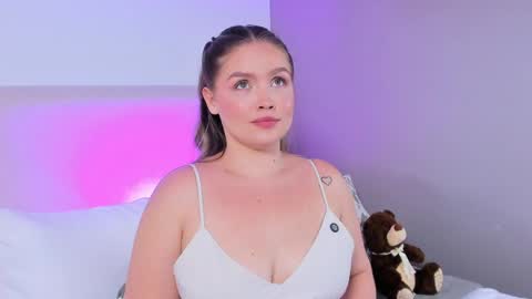 Gaia Baker  online show from 04-29-26, 02:54