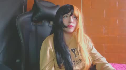 Snapshot of gakomenoshida chatting on 02-14-25, 07:44 Kate 3 online show from 02-14-25, 07:44