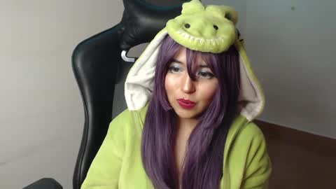 Snapshot of gakomenoshida chatting on 09-10-25, 10:54 Kate 3 online show from 09-10-25, 10:54