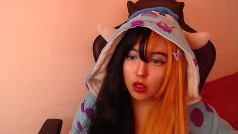 Snapshot of gakomenoshida chatting on 12-17-25, 07:20 Kate 3 online show from 12-17-25, 07:20