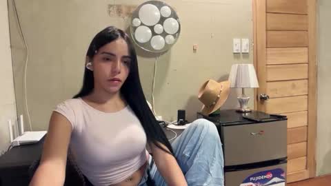 Snapshot of galileii chatting on 09-20-25, 10:49 galileii online show from 09-20-25, 10:49