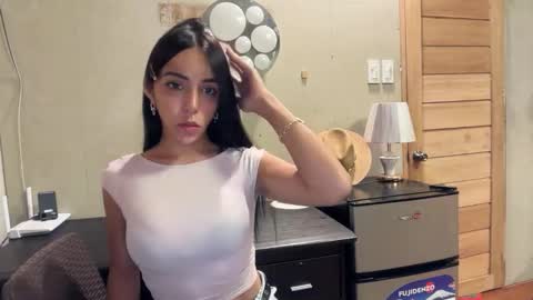 Snapshot of galileii chatting on 09-29-25, 10:42 galileii online show from 09-29-25, 10:42