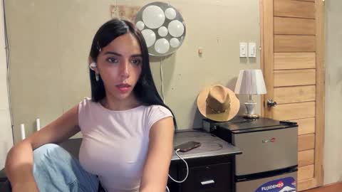 Snapshot of galileii chatting on 10-05-25, 12:36 galileii online show from 10-05-25, 12:36