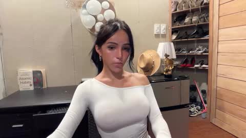 Snapshot of galileii chatting on 11-03-25, 11:22 galileii online show from 11-03-25, 11:22