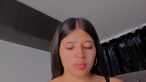 game with lesbians  online show from 02-04-25, 10:24