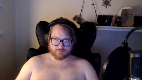 Gamer Dad online show from 05-09-26, 03:23