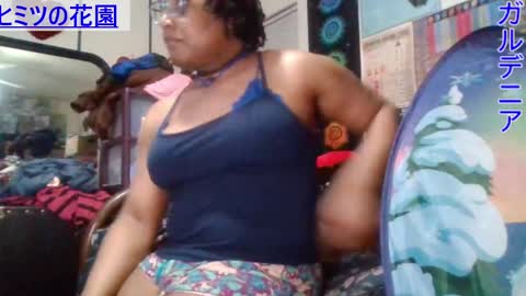 Snapshot of gardeniaspear chatting on 02-02-25, 01:12 Gardenia online show from 02-02-25, 01:12