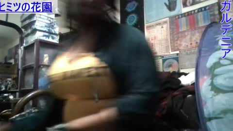 Snapshot of gardeniaspear chatting on 02-27-25, 08:06 Gardenia online show from 02-27-25, 08:06