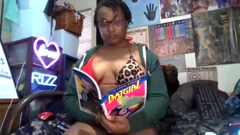 Snapshot of gardeniaspear chatting on 10-18-25, 11:05 Gardenia online show from 10-18-25, 11:05