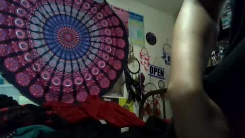 Snapshot of gardeniaspear chatting on 06-17-26, 06:49 Gardenia online show from 06-17-26, 06:49