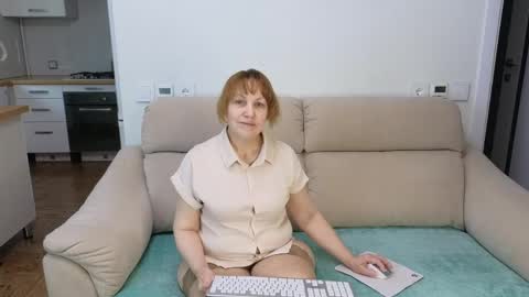 Snapshot of gardner_ava chatting on 05-13-26, 08:55 Ava online show from 05-13-26, 08:55