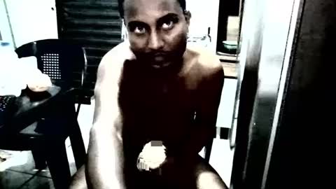 Snapshot of garoto_262 chatting on 04-12-26, 03:22 garoto_262 online show from 04-12-26, 03:22