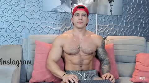 Snapshot of garret_alvin_ chatting on 01-09-25, 12:46 Garret online show from 01-09-25, 12:46