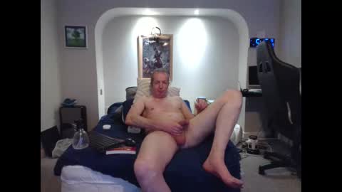 garry6150430 online show from 11-19-25, 04:18