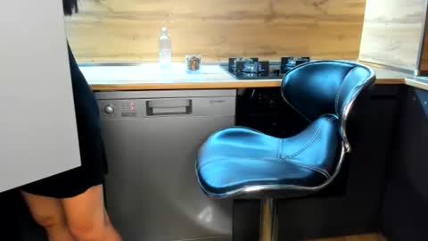 garry69eva online show from 06-10-26, 07:02