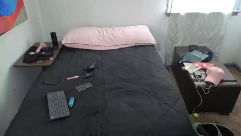 Snapshot of garthvoncoole chatting on 12-21-25, 05:53 HarperxLotus online show from 12-21-25, 05:53