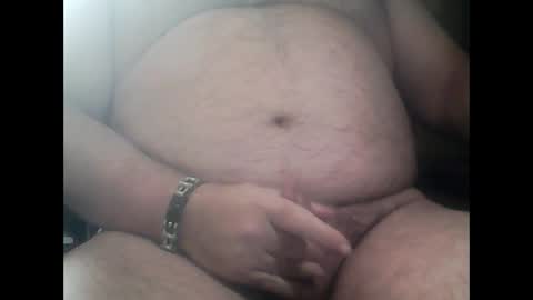 Snapshot of garybastich chatting on 12-14-25, 04:01 Gb online show from 12-14-25, 04:01