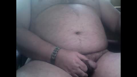 Snapshot of garybastich chatting on 12-22-25, 02:14 Gb online show from 12-22-25, 02:14