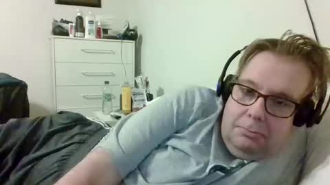 Gary online show from 10-07-25, 05:04