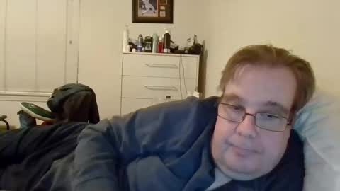 Snapshot of garyg930 chatting on 01-13-26, 02:28 Gary online show from 01-13-26, 02:28