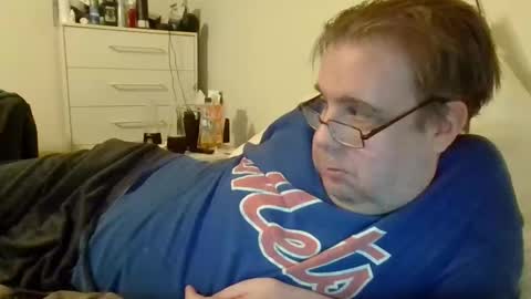 Snapshot of garyg930 chatting on 01-16-26, 02:48 Gary online show from 01-16-26, 02:48