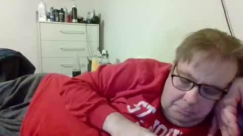 Snapshot of garyg930 chatting on 02-04-26, 02:06 Gary online show from 02-04-26, 02:06