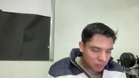 garypinepineapple online show from 06-10-26, 06:12
