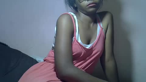 Snapshot of gasielah chatting on 01-12-25, 07:32 gasielah online show from 01-12-25, 07:32