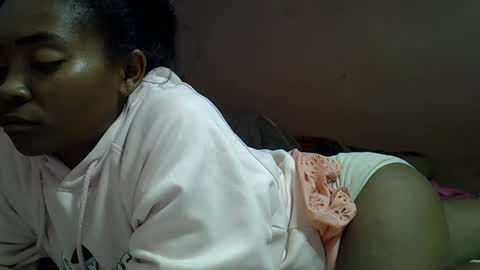 Snapshot of gasielah chatting on 02-26-25, 06:21 gasielah online show from 02-26-25, 06:21