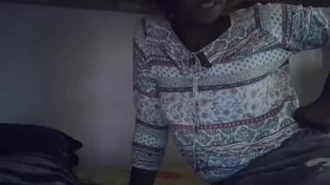 Snapshot of gasielah chatting on 10-28-25, 09:35 gasielah online show from 10-28-25, 09:35