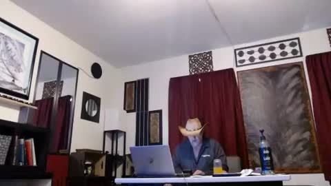gatewaylaptop2019 online show from 04-23-26, 09:28