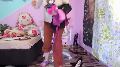 Diana online show from 11-17-25, 02:01