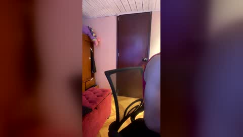 gatita_033 online show from 04-14-26, 11:16