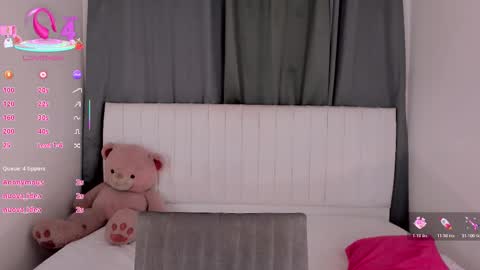 Snapshot of gatitavenecis1 chatting on 01-07-26, 11:51 Vnecis Marn online show from 01-07-26, 11:51