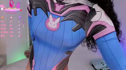 Snapshot of gatitavenecis1 chatting on 02-04-26, 02:06 Vnecis Marn online show from 02-04-26, 02:06