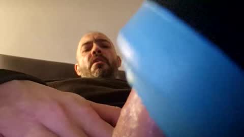 Snapshot of gazg1984 chatting on 02-18-26, 11:55 gazg1984 online show from 02-18-26, 11:55