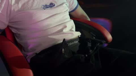 Snapshot of gazs_hore chatting on 02-27-26, 08:42 Fil online show from 02-27-26, 08:42