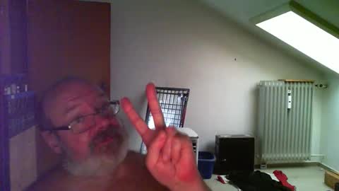 gbstoni online show from 06-09-26, 01:45