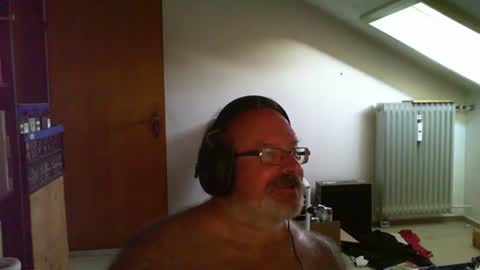 gbstoni online show from 07-22-26, 04:15