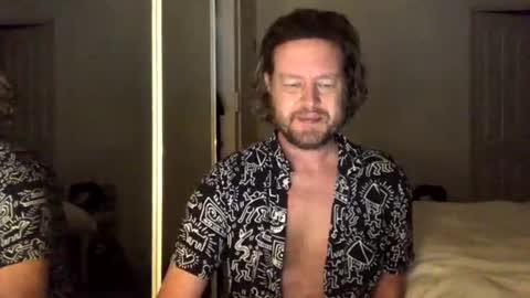 Snapshot of gcsurfer81 chatting on 06-16-26, 08:17 gcsurfer81 online show from 06-16-26, 08:17