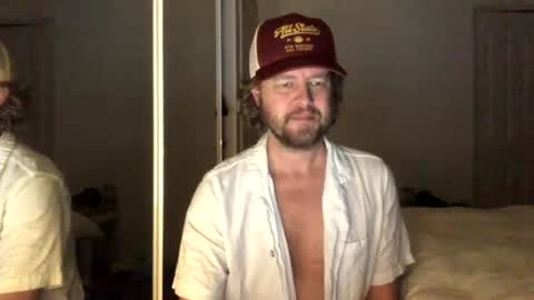 gcsurfer81 online show from 06-19-26, 09:02