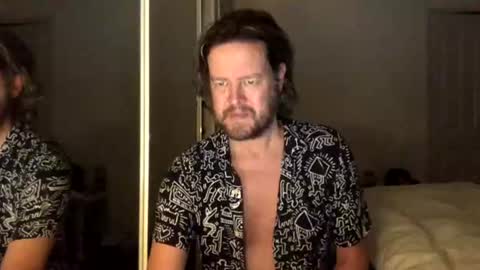 gcsurfer81 online show from 06-21-26, 09:01