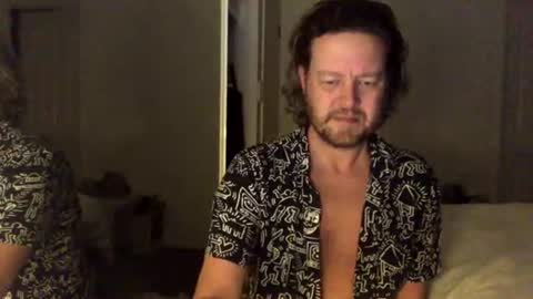 gcsurfer81 online show from 08-01-26, 09:52