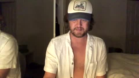 gcsurfer81 online show from 08-03-26, 08:02