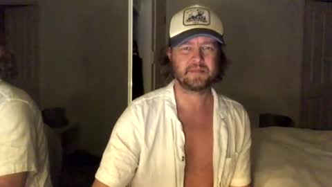 gcsurfer81 online show from 08-03-26, 09:04
