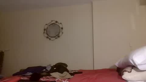 Snapshot of gcurvy35 chatting on 01-04-25, 02:03 gcurvy35 online show from 01-04-25, 02:03