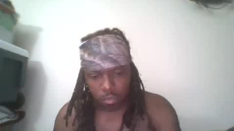 Snapshot of gcurvy35 chatting on 10-23-25, 04:01 gcurvy35 online show from 10-23-25, 04:01