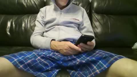 Snapshot of geeezer64 chatting on 02-10-26, 01:53 geeezer64 online show from 02-10-26, 01:53