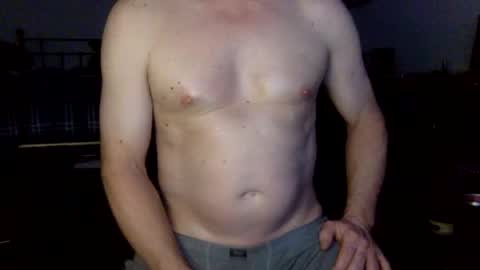 Snapshot of geetarluvver chatting on 01-08-26, 01:08 geetarluvver online show from 01-08-26, 01:08