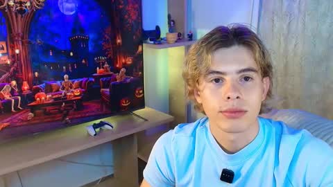 Snapshot of gemdominus chatting on 10-07-25, 02:20 Gem Dominus online show from 10-07-25, 02:20